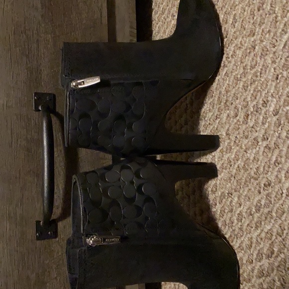 Boots - Picture 2 of 6